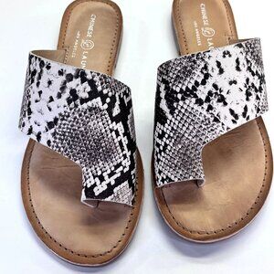 Chinese Laundry Gemmy Sandals Size 7.5 Black and White Snake Print Leather